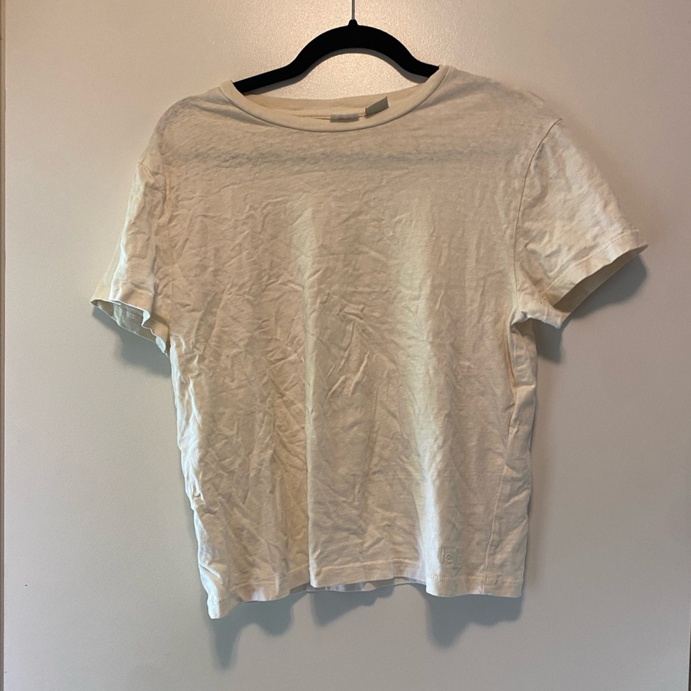 Levi’s cotton white tee- size medium